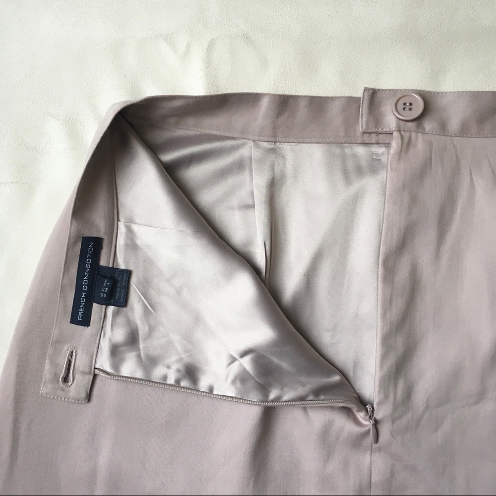 French Connection Taupe Miniskirt Size US 6 - Picture 6 of 9